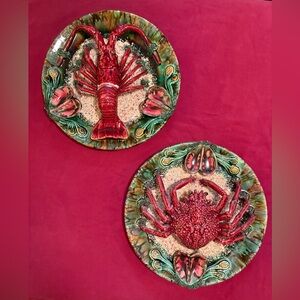 A Set of Vintage Handmade Majolica Decorative Lobster  & Crab Wall Plates.  13”